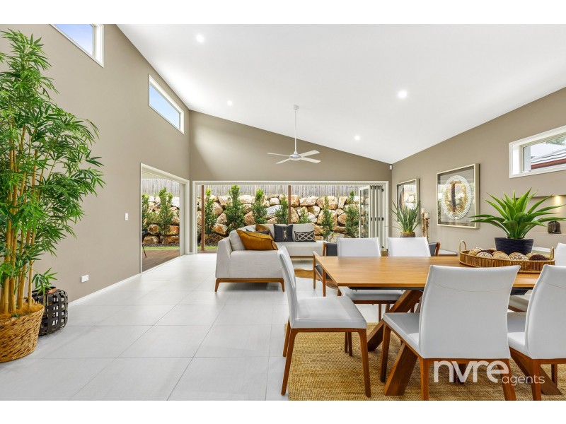 33 Jinibara Crescent, Narangba QLD 4504