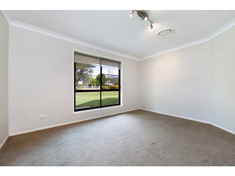 222 Nairn Road, Morayfield QLD 4506
