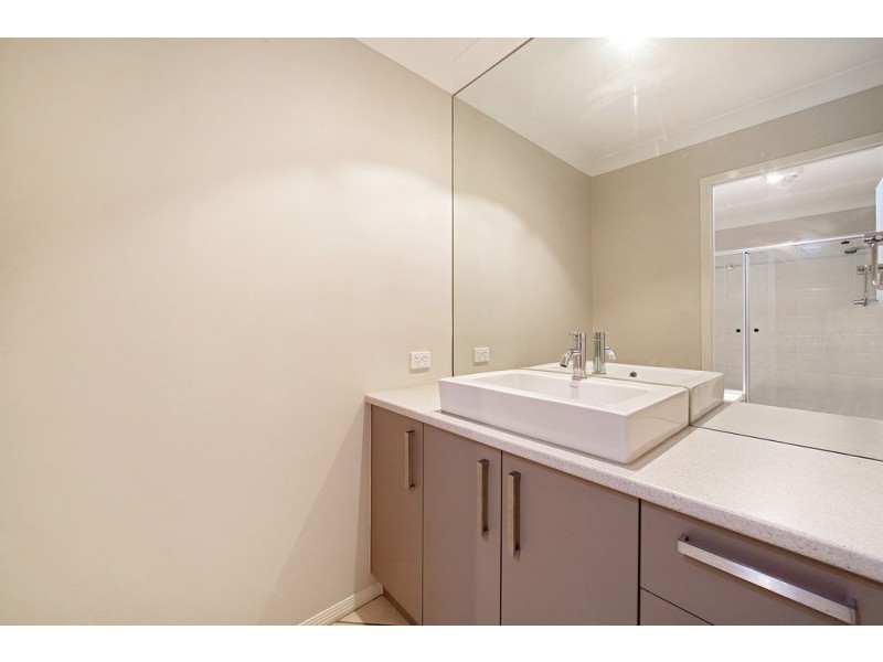 222 Nairn Road, Morayfield QLD 4506