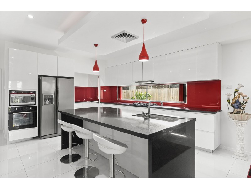 45 Greenhaven Circuit, Narangba QLD 4504