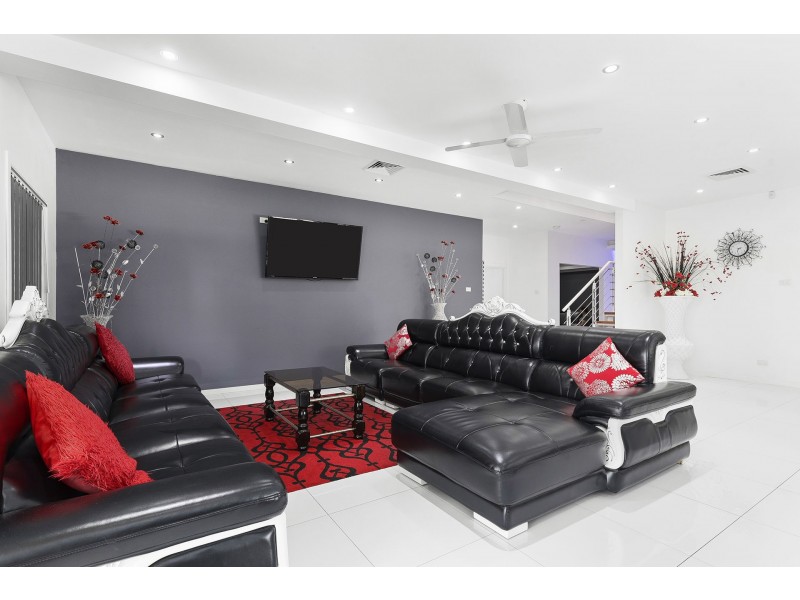 45 Greenhaven Circuit, Narangba QLD 4504