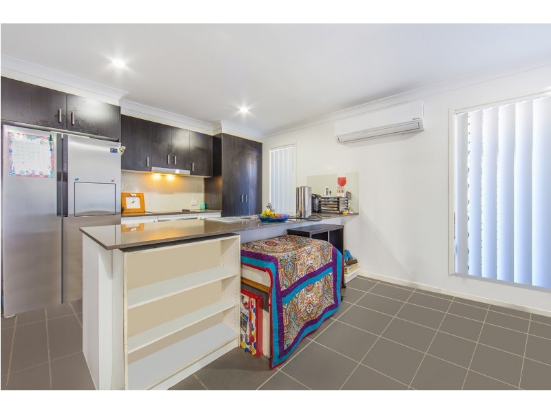 43 Hughes Rd East, Dakabin QLD 4503