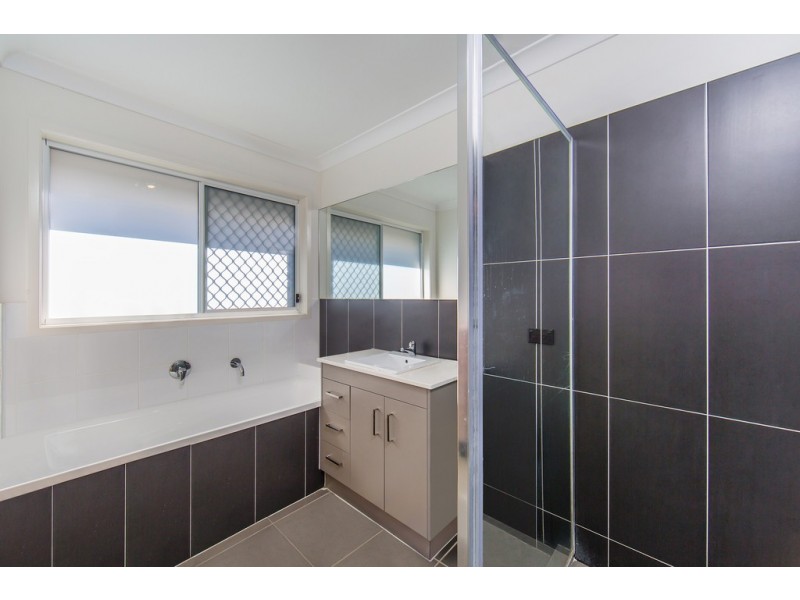 43 Hughes Rd East, Dakabin QLD 4503