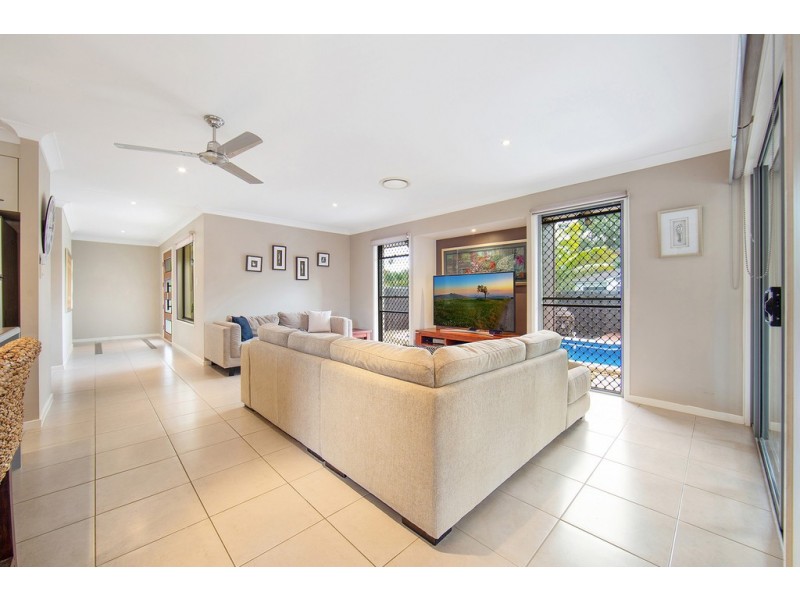 71-73 Maidenhair Drive, Narangba QLD 4504