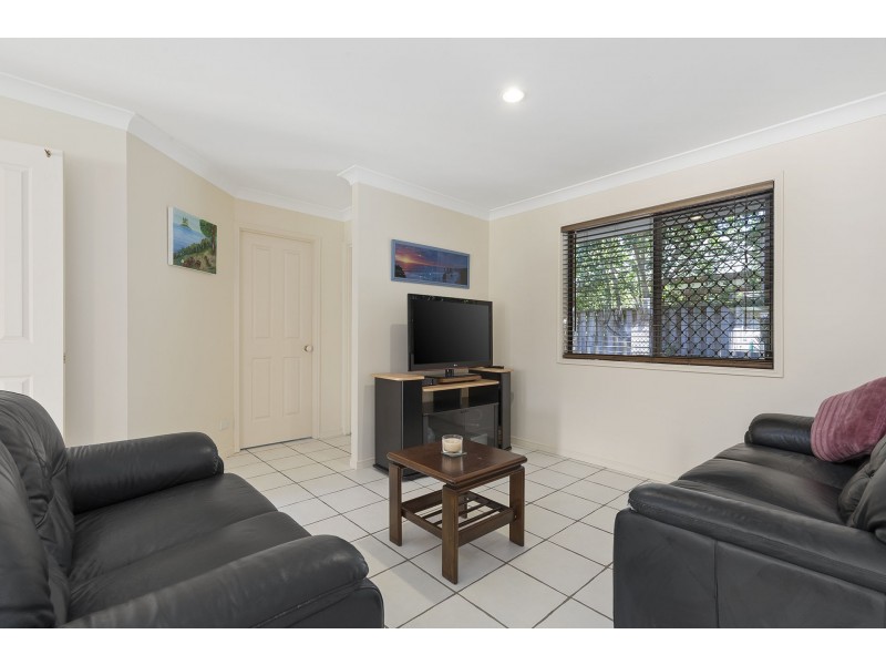 27 Cootamundra Crescent, Narangba QLD 4504