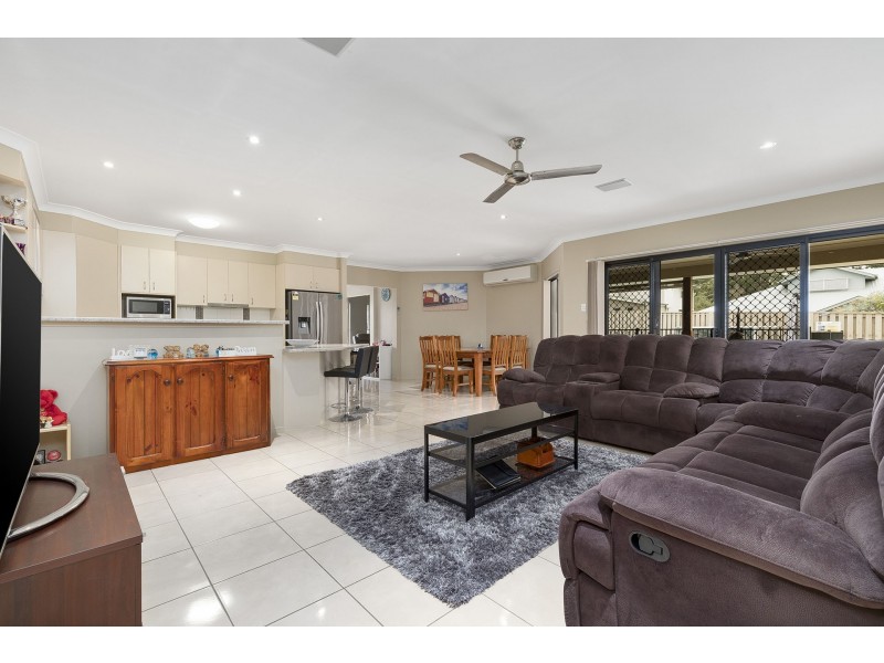 1 Toona Court, Narangba QLD 4504