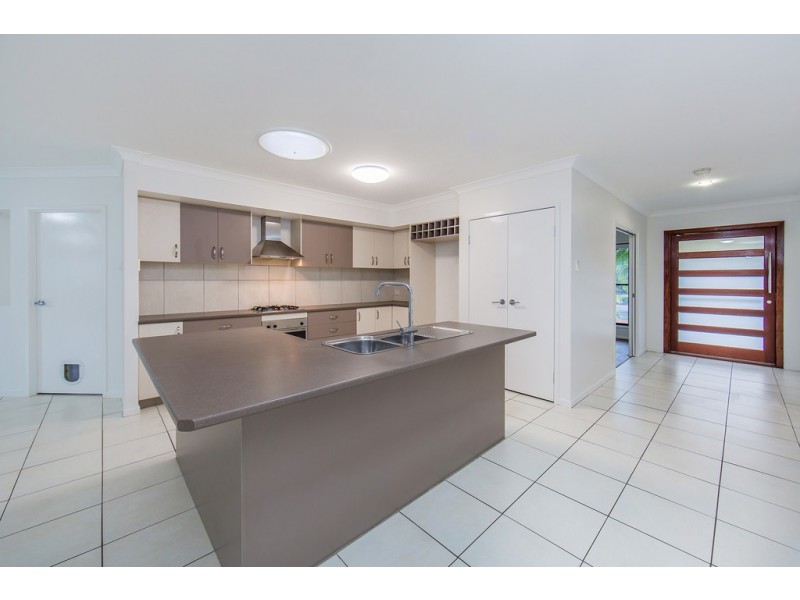 1 Wedgetail Circuit, Narangba QLD 4504
