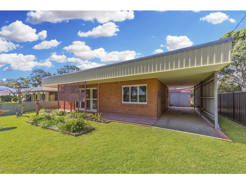 32 Moffatt Esplanade, Toorbul QLD 4510