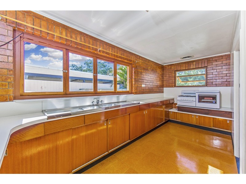 32 Moffatt Esplanade, Toorbul QLD 4510