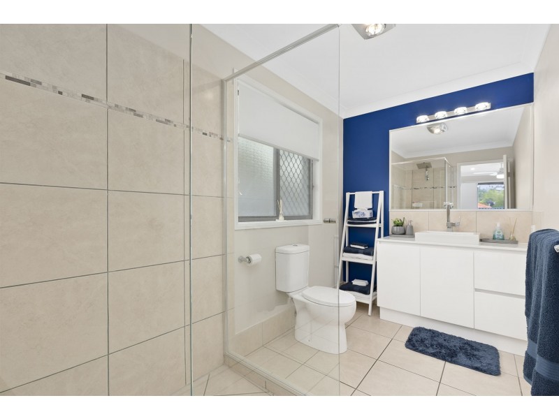 8 Waterway Crescent, Narangba QLD 4504