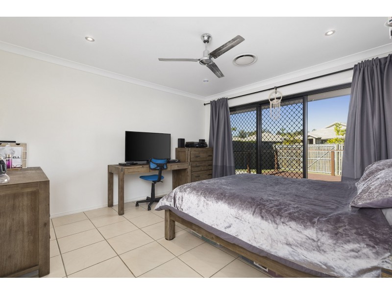 20 Lookout Place, Narangba QLD 4504