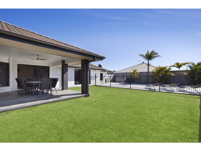 20 Lookout Place, Narangba QLD 4504