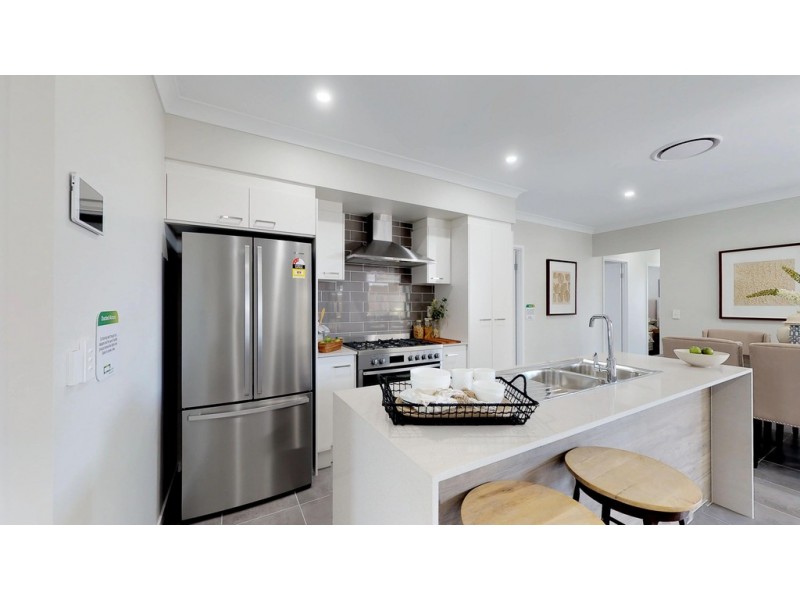 26 Lakeview Road, Morayfield QLD 4506
