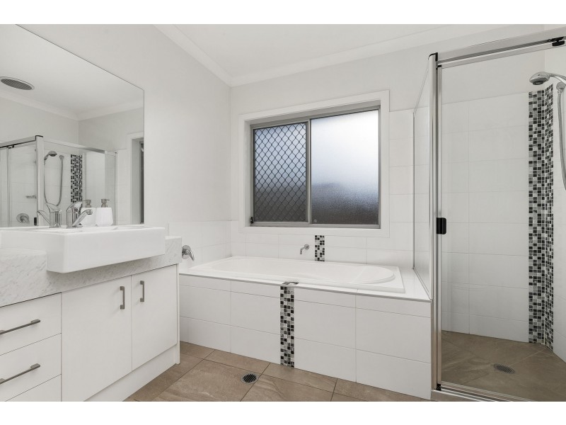 2 Barcoo Street, Burpengary QLD 4505