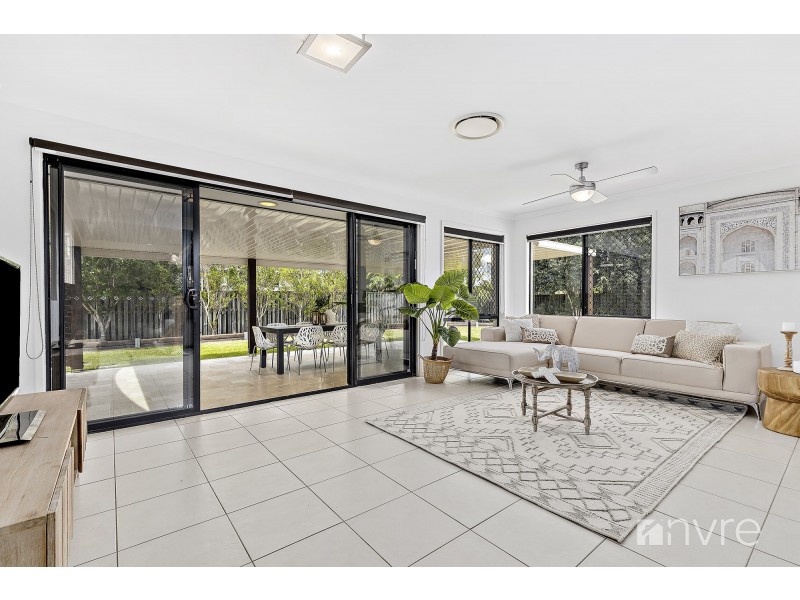 8 White Cedar Place, Narangba QLD 4504