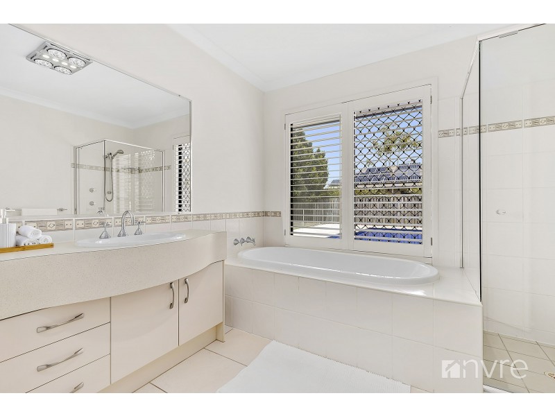 8 White Cedar Place, Narangba QLD 4504