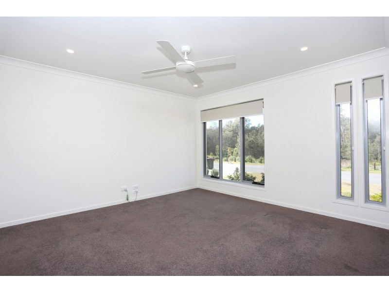26 Parkhaven St, Mango Hill QLD 4509