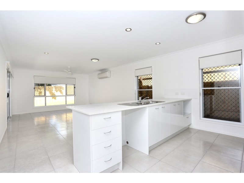 6 Shearer Crescent, Kallangur QLD 4503