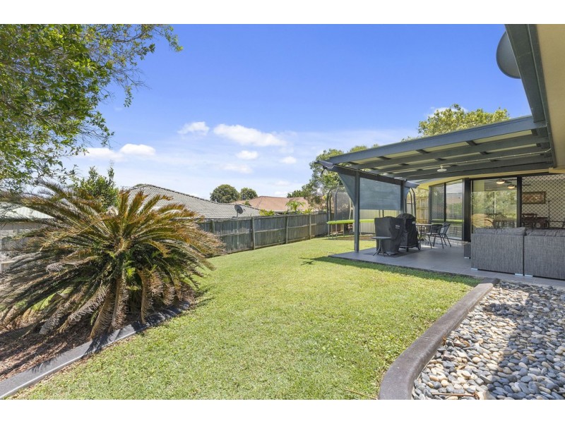42 Chilton Crescent, North Lakes QLD 4509