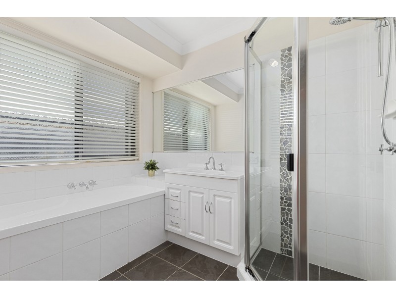 16 Wellington Road, Murrumba Downs QLD 4503