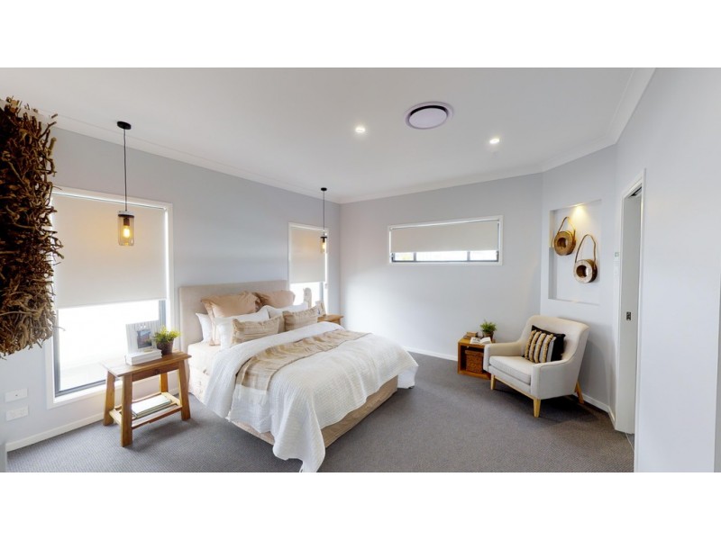 9 Crusade Street, Newport QLD 4020