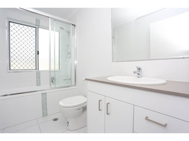 4/23 Brewer Street, Kallangur QLD 4503