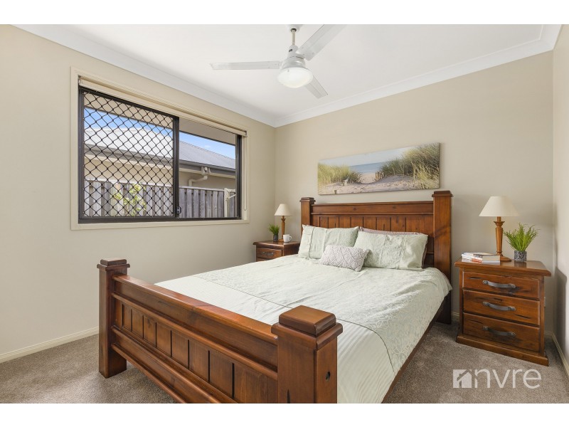7 Azure Place, Narangba QLD 4504