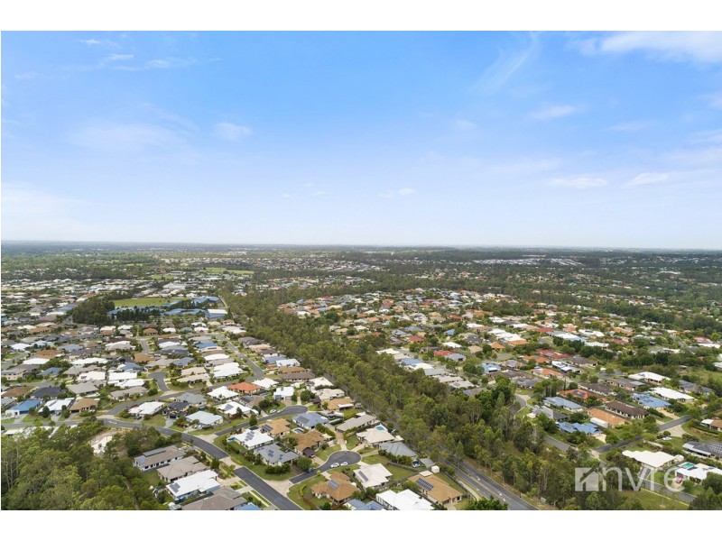 7 Azure Place, Narangba QLD 4504