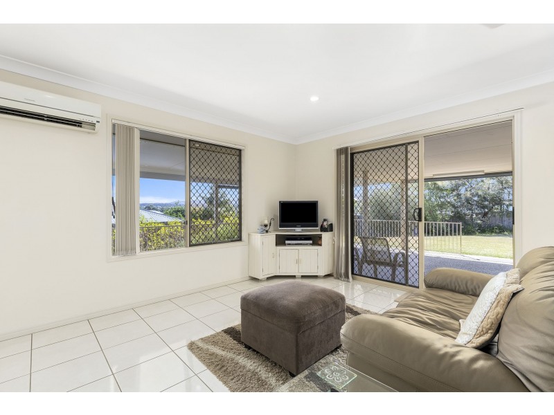 22 Barrine Place, Narangba QLD 4504