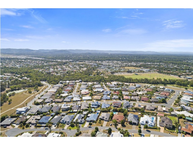22 Barrine Place, Narangba QLD 4504