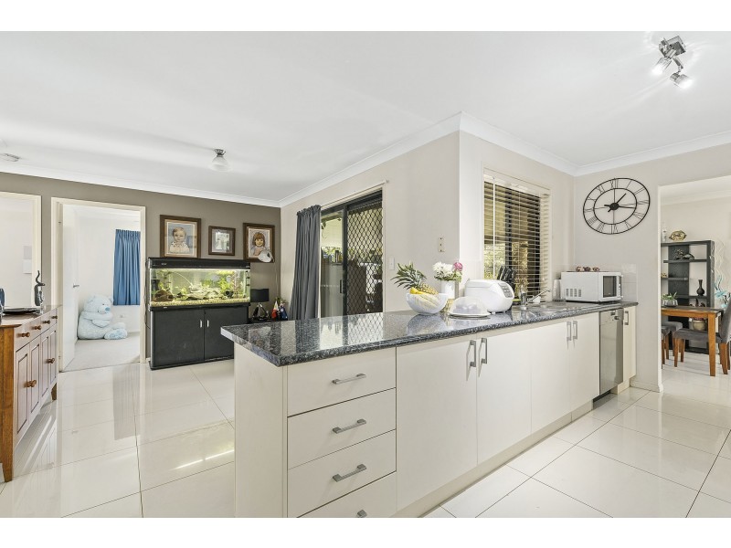 30 Ngungun Parade, Narangba QLD 4504