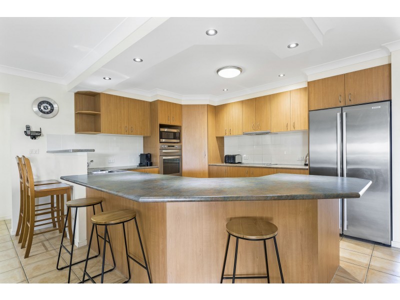 15 Outlook Place, Narangba QLD 4504