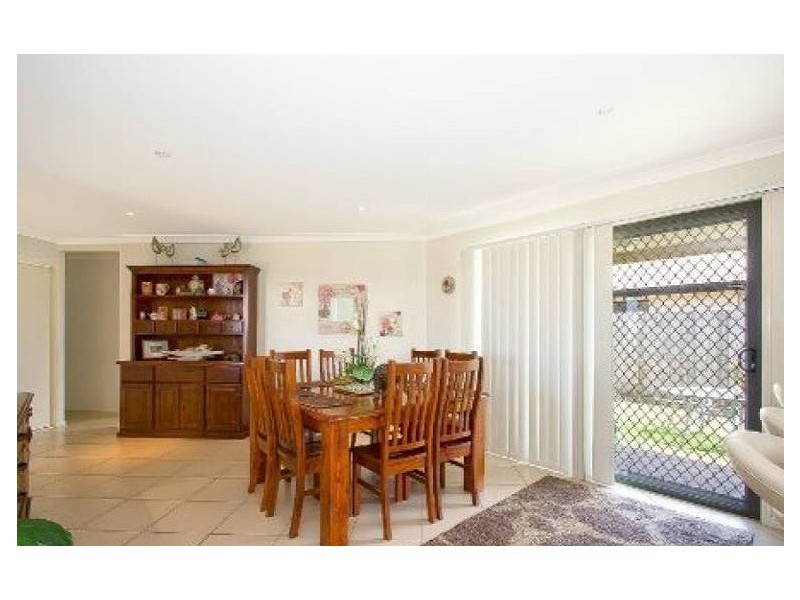 16 Treefrog Street, Ningi QLD 4511