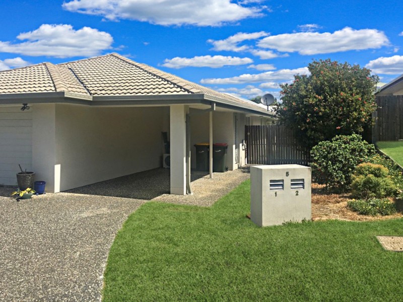 2/5 Lygon Place, Kallangur QLD 4503