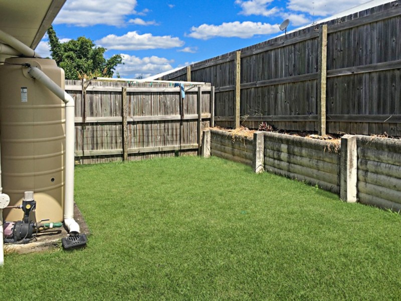 2/5 Lygon Place, Kallangur QLD 4503