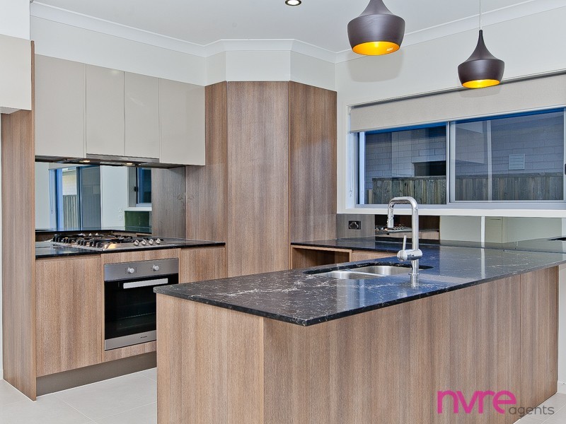 42 Champion Circuit, Narangba QLD 4504