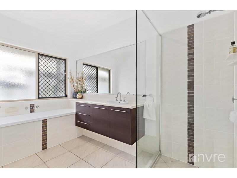 11 Moorhen Court, Narangba QLD 4504