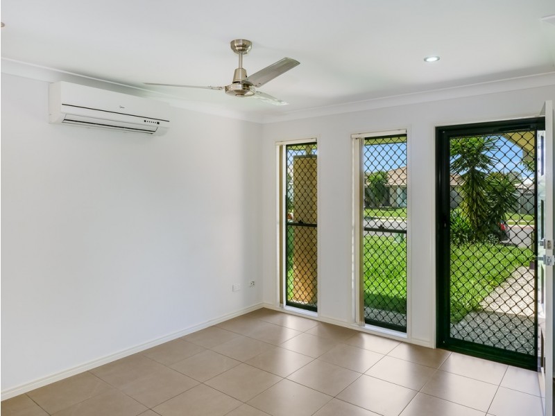 2/50 Reibelt Drive, Caboolture QLD 4510