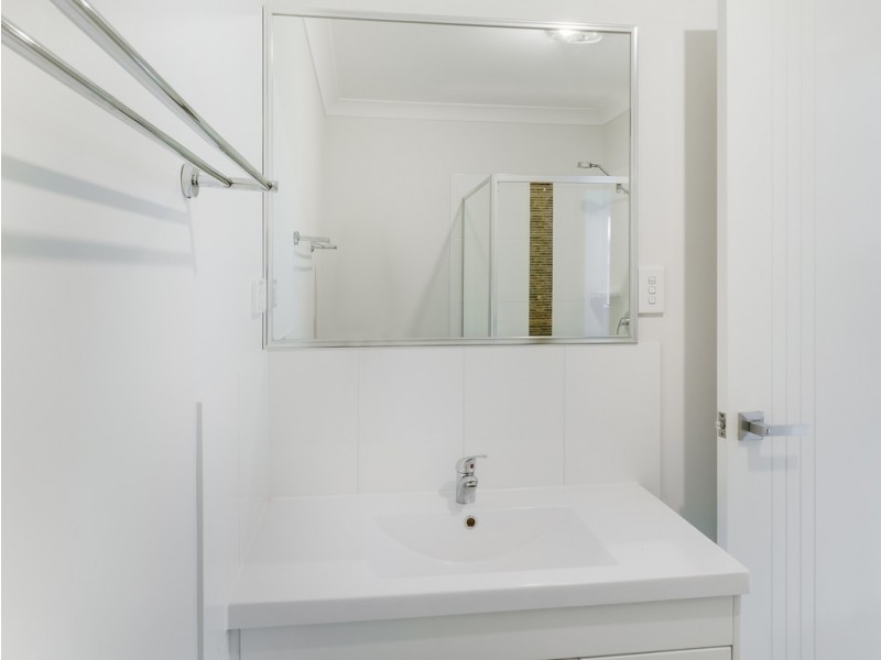 2/50 Reibelt Drive, Caboolture QLD 4510