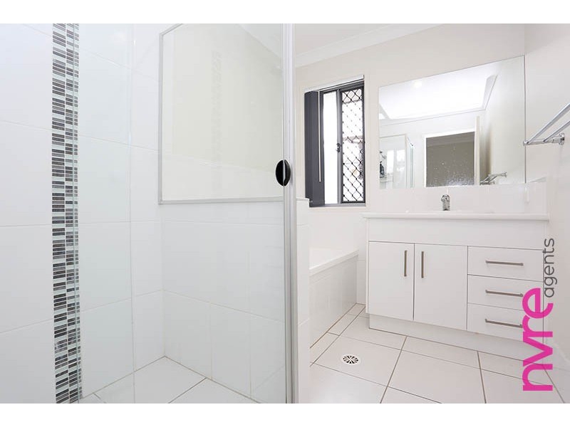 17 Rundle Circuit, Narangba QLD 4504