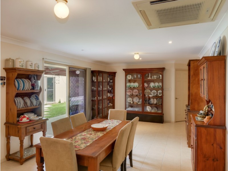 16 Sturt Street, Morayfield QLD 4506