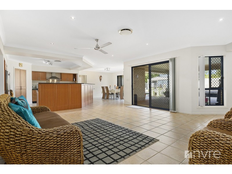 14 Glasstail Crescent, Narangba QLD 4504