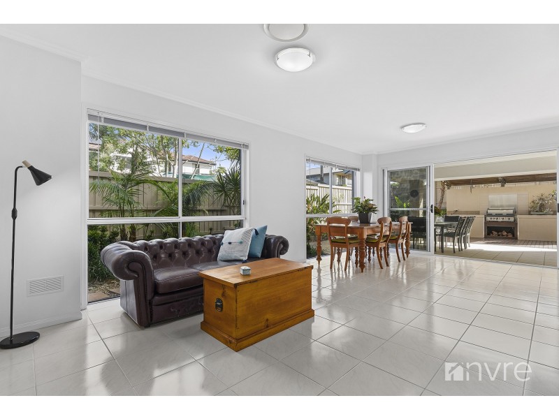 10 Ballesteros Street, North Lakes QLD 4509