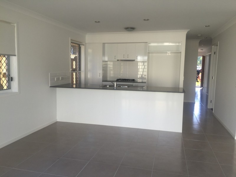 4 Shearer Crescent, Kallangur QLD 4503