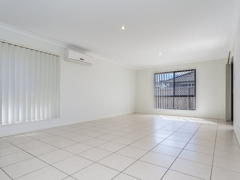 26 Hartley Crescent, North Lakes QLD 4509