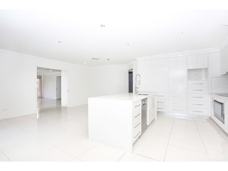 4 Cootamundra Crescent, Narangba QLD 4504