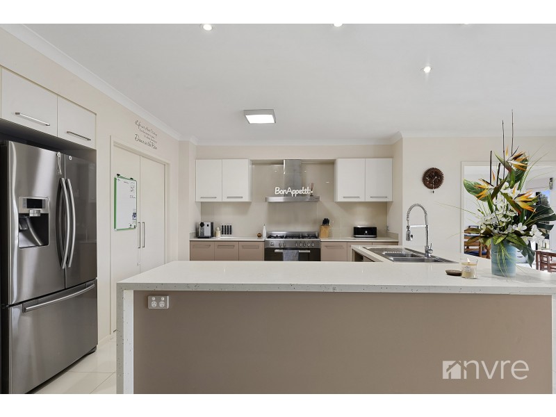 104 Tibrogargan Drive, Narangba QLD 4504