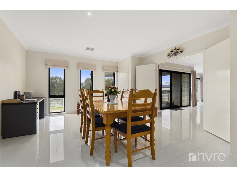 104 Tibrogargan Drive, Narangba QLD 4504