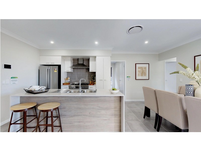 26 Lakeview Road, Morayfield QLD 4506