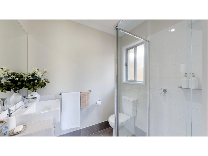 26 Lakeview Road, Morayfield QLD 4506